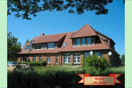 Wohnung Lalendorf - 1 Zimmer, 41 m&sup2;, 250&euro; | Angebot:26315916