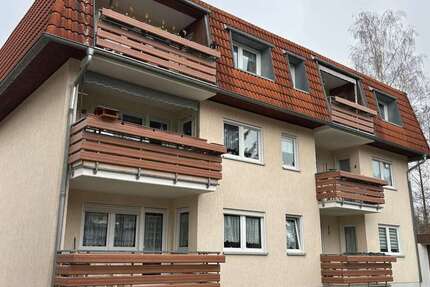 Wohnung zum Kaufen in Heinsdorfergrund 67.000 € 84.84 m²