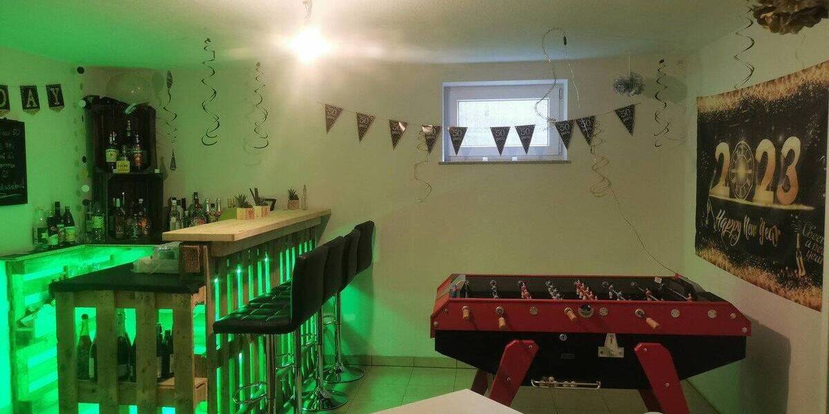 Einfamilienhaus Gilzem - 7 Zimmer, 240 m&sup2;, 650.000&euro; | Angebot:26903813