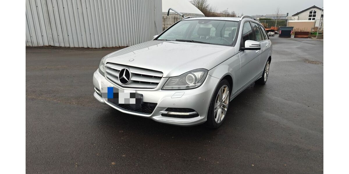 Mercedes-Benz C 250 199.500 km 9.750 &euro; Anhausen 56584