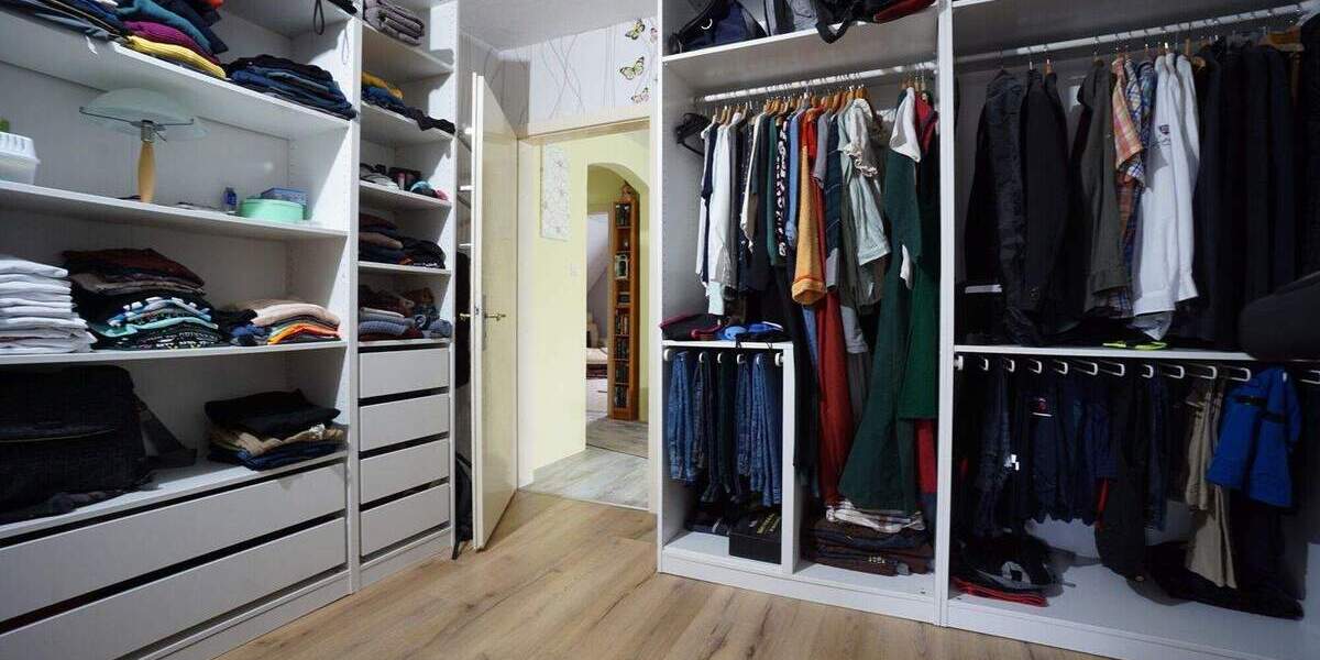 IMMOBILIEN GUMNIOR präsentiert: Einfamilienhaus mit großem Garten in ruhiger Wohnlage von Bad Bentheim 7 zimmer