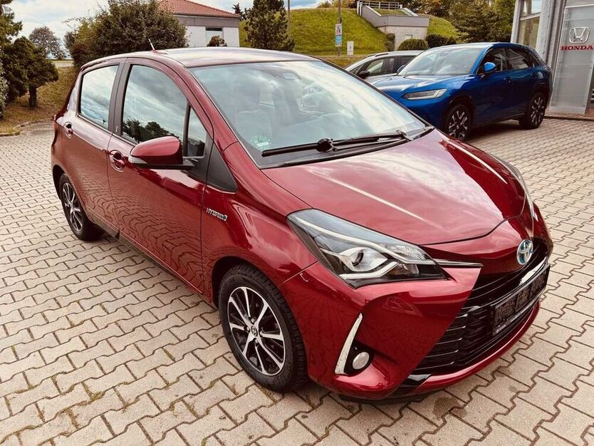 Yaris