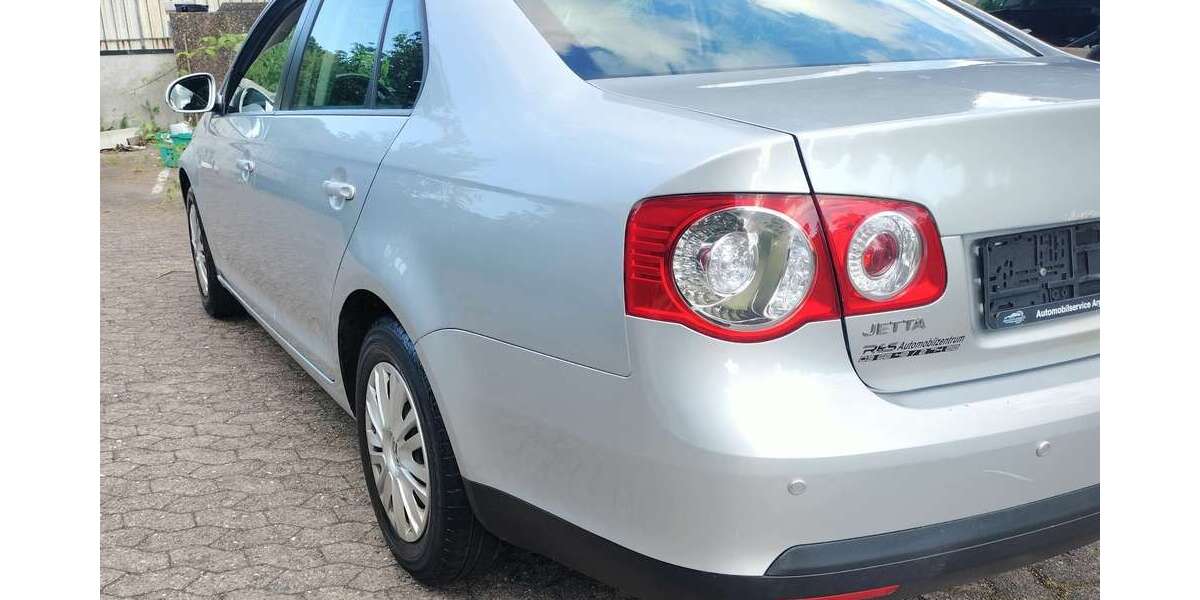 VW Jetta 152.430 km 3.250 &euro; Innenstadt (Minden) 32423