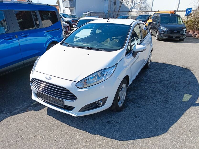 Ford Fiesta 121.700 km 8.499 € Außernzell 94532