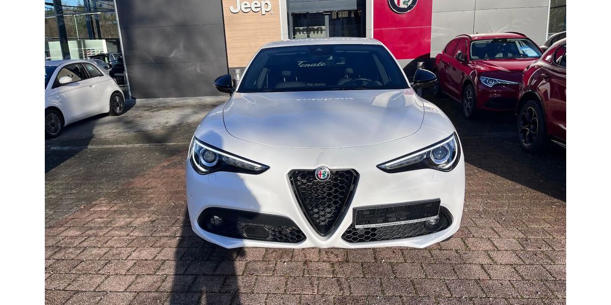 Alfa Romeo Stelvio 57.500 km 33.890 &euro; Diedorf / Augsburg 86420