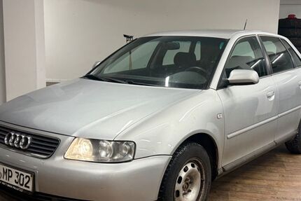 Audi A3 311.000 km 790 &euro; Pinneberg 25421