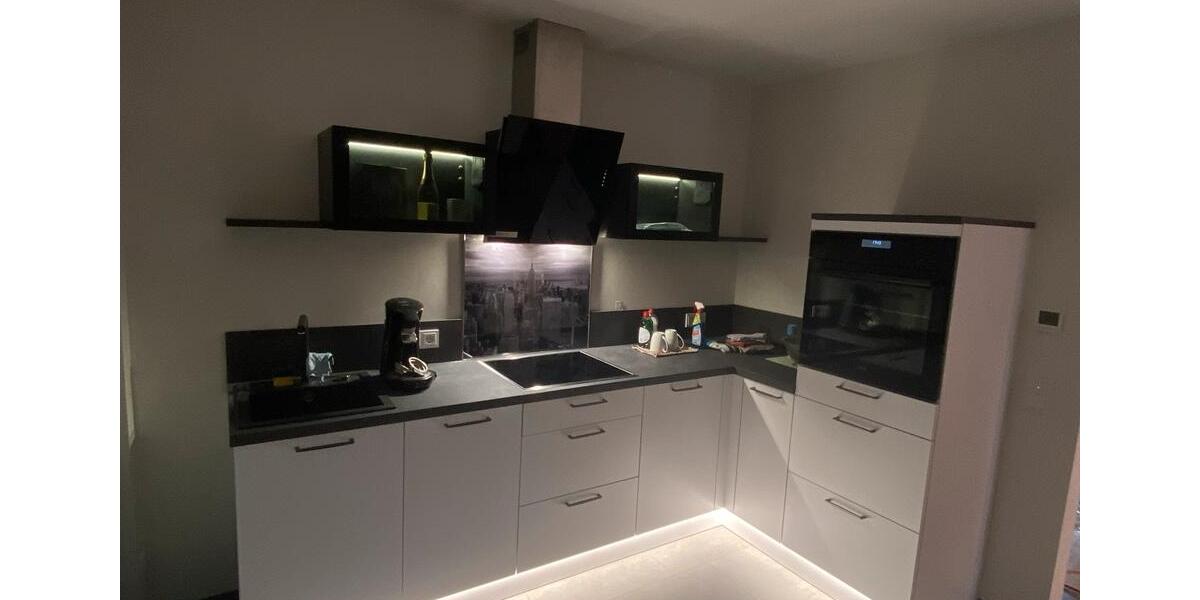Dachgeschoßwohnung Halle - 2 Zimmer, 71 m&sup2;, 255.000&euro; | Angebot:26814682