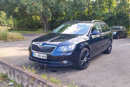Skoda Superb 182.000 km 8.900 &euro; Erfurt 99085
