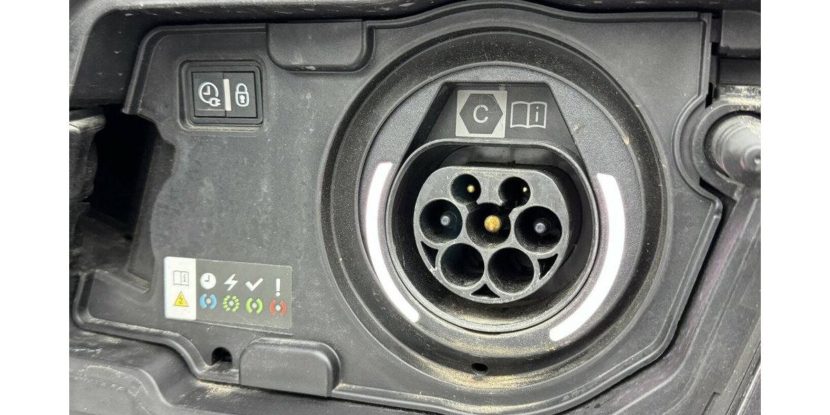 Peugeot 3008 1.6 225 Allure 1.Hand Pack Plug-In Hybrid 51.950 km 21.490 &euro; Lich 35423