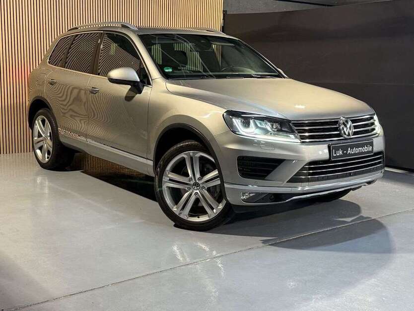 VW Touareg 242.000 km 24.900 € Königsbrunn 86343