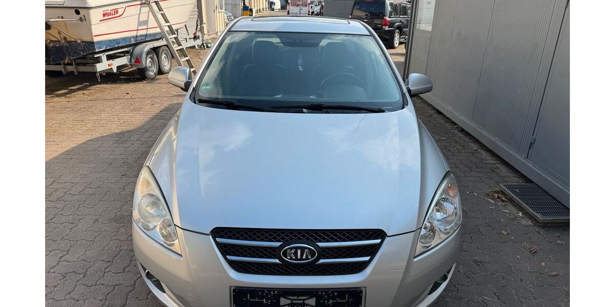 Kia Andere 170.000 km 999 &euro; Schöneck 61137