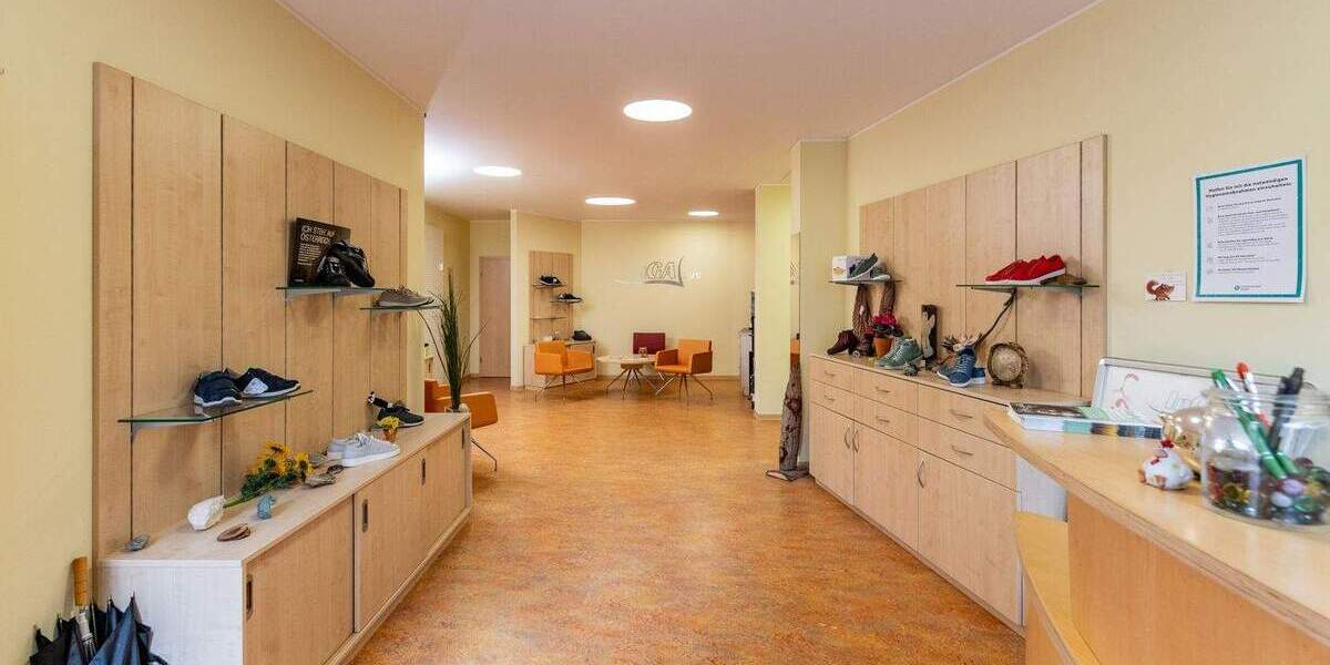 Gewerbeobjekt Eisenach - 5 Zimmer, 200 m&sup2;, 1.200&euro; | Angebot:25689848