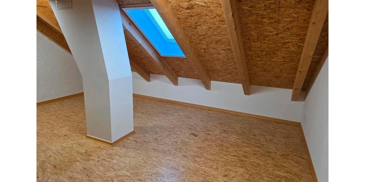 Dachgeschoßwohnung Aschersleben - 2 Zimmer, 59 m&sup2;, 575&euro; | Angebot:26346435