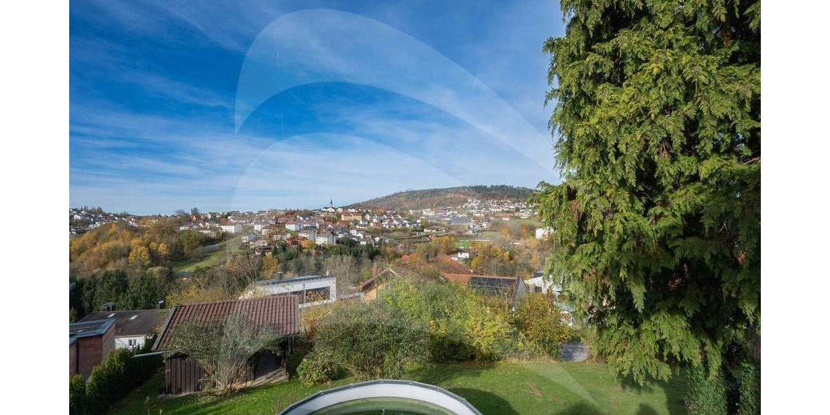 Mehrfamilienhaus, Wohnhaus Hauzenberg - 9 Zimmer, 350 m&sup2;, 697.000&euro; | Angebot:25730943