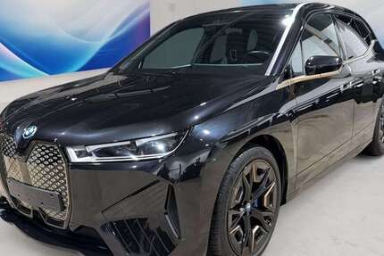 BMW iX 60.565 km 57.490 &euro; Oldenburg 26135