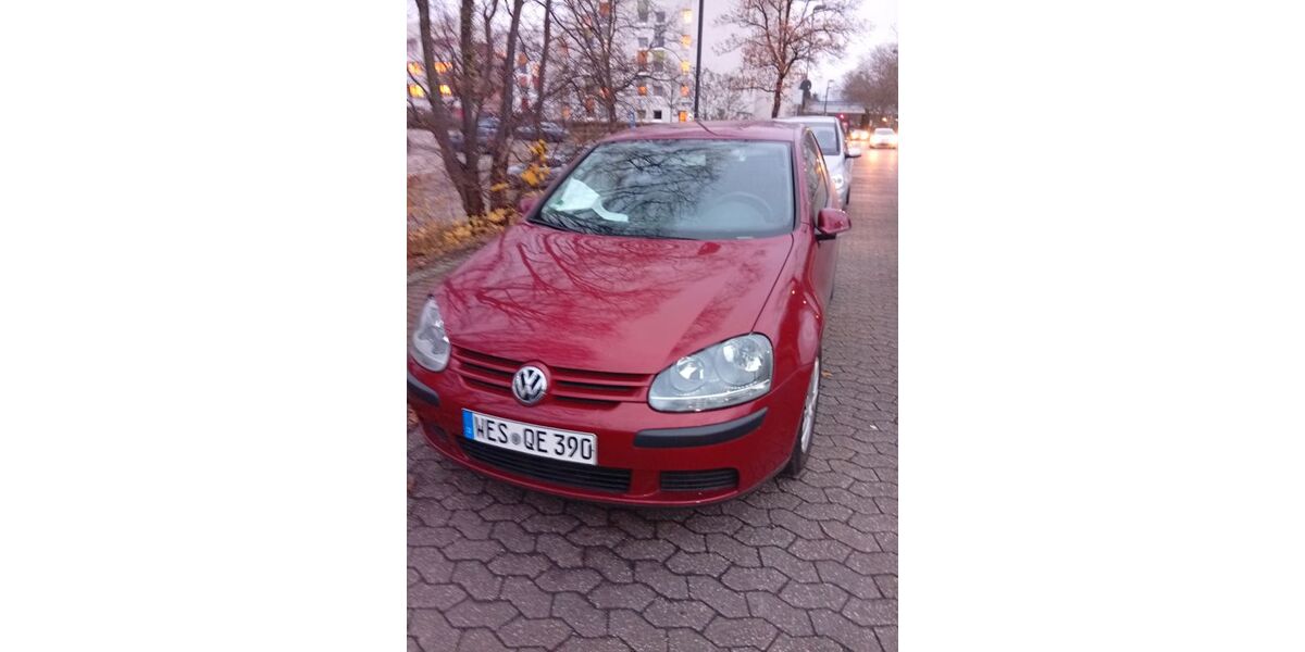 VW Golf 96.000 km 3.400 &euro; Alpen 46519