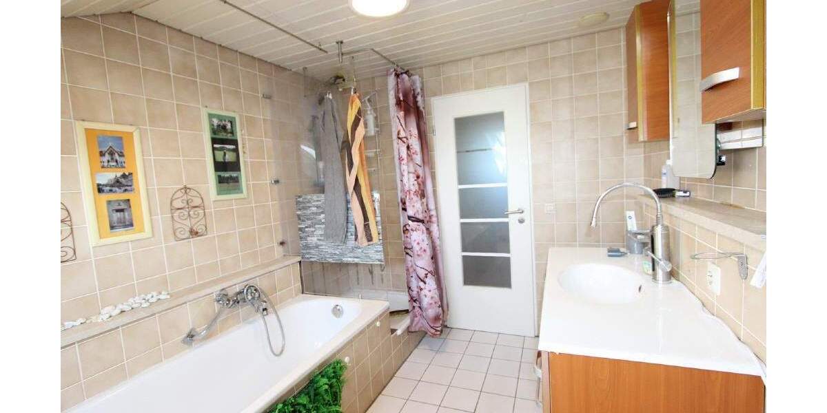 Sofort beziehbare Wohnung mit schöner Aussicht ins Grüne 2 zimmer