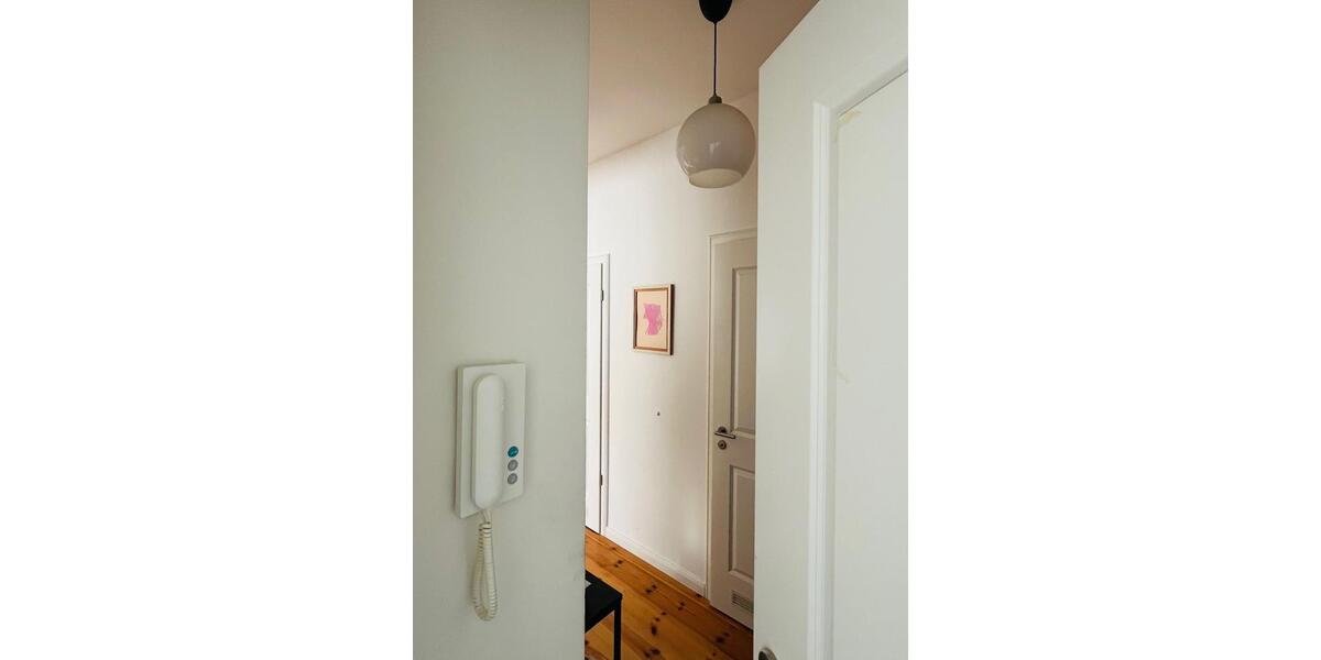 Dachgeschoßwohnung Potsdam Berliner Vorstadt - 2 Zimmer, 75 m&sup2;, 1.495&euro; | Angebot:26038831