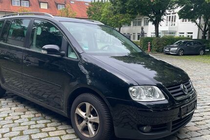 VW Touran 240.000 km 1.400 &euro; Haar 85540