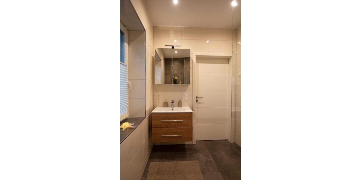 Einfamilienhaus Walchum - 3 Zimmer, 73 m&sup2;, 100&euro; | Angebot:22617259