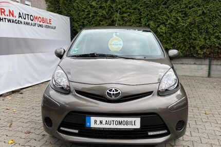 Toyota Aygo (X) 113.296 km 4.100 &euro; Dortmund 44388