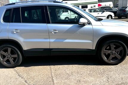 VW Tiguan 208.000 km 5.999 € Magdeburg 39126