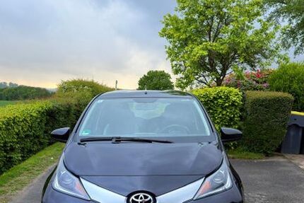 Toyota Aygo (X) 57.700 km 9.299 &euro; Iserlohn 58644