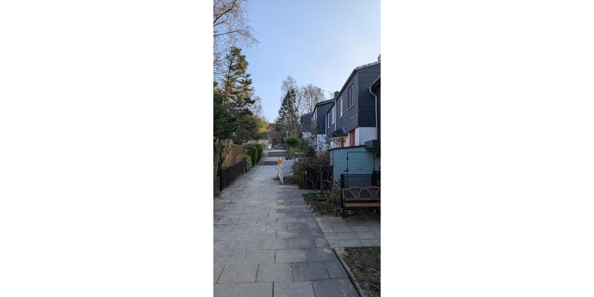 Reihenhaus Kiel Elmschenhagen - 4 Zimmer, 130 m&sup2;, 375.000&euro; | Angebot:25630334
