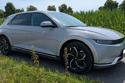 Hyundai IONIQ 5 29.971 km 29.999 € Voerde 46562