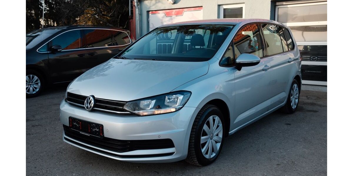 VW Touran 204.525 km 9.395 &euro; München 81249