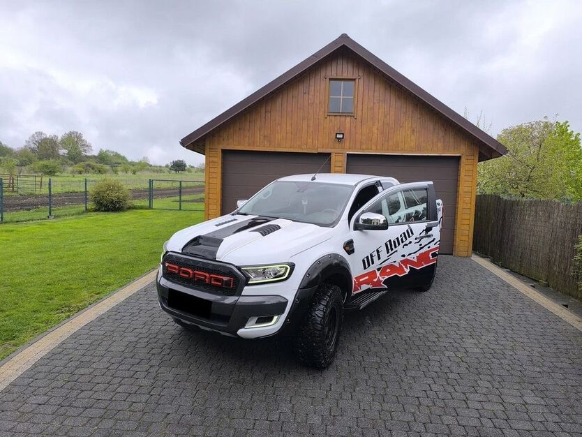 Ford Ranger 179.200 km 17.800 € Bayreuth 95447