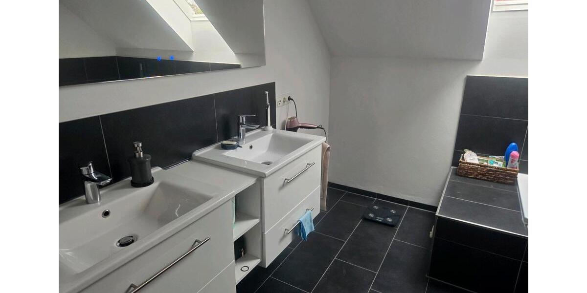 Doppelhaushälfte Barßel - 4 Zimmer, 120 m&sup2;, 1.100&euro; | Angebot:26542676