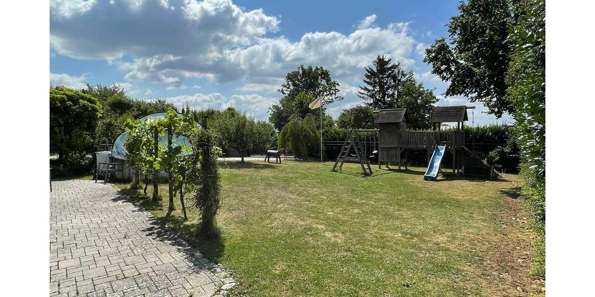 Einfamilienhaus Biebertal / Vetzberg Vetzberg - 1 Zimmer, 251 m&sup2;, 815.000&euro; | Angebot:26731146