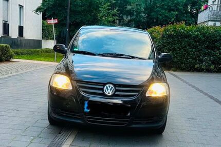 VW Fox 88.355 km 2.950 &euro; Offenbach am Main 63071