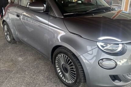 Fiat 500e 23.900 km 14.800 &euro; Rudolstadt 07407