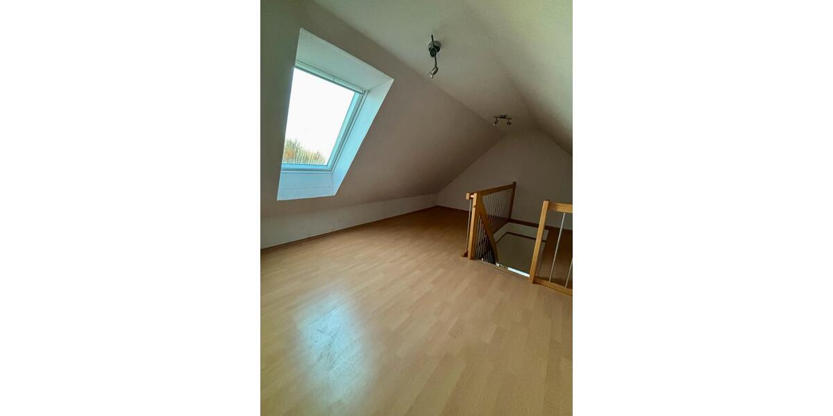 *Anfrage Stop!!!! * 3,5-Zimmer-Wohnung mit Süd-Balkon in Wanna 3.5 zimmer