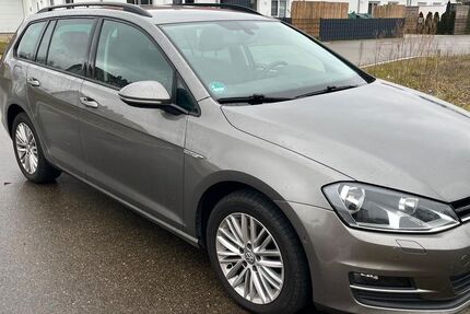 VW Golf 224.800 km 7.100 € Günzburg 89312