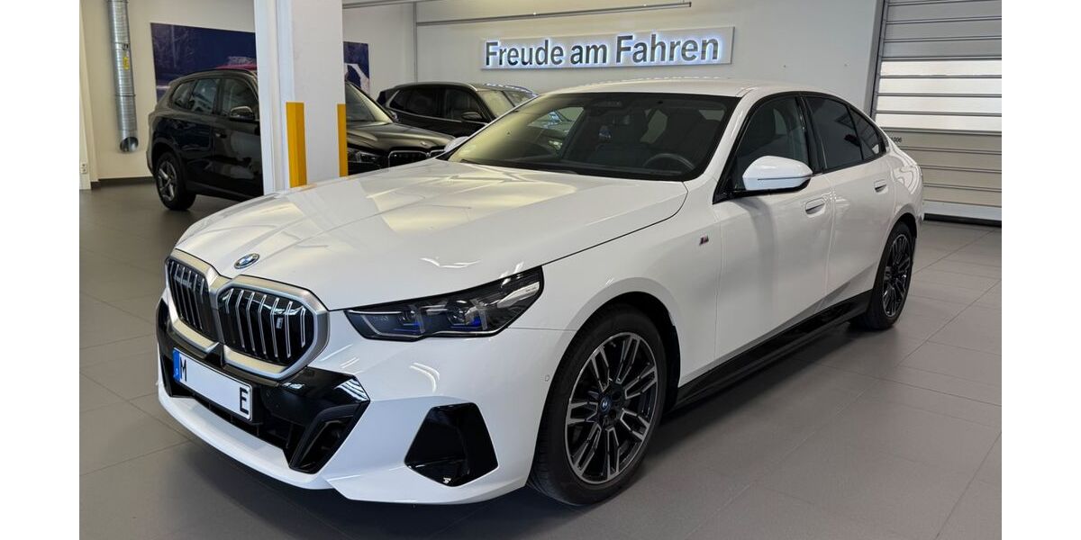 BMW i5 36.472 km 57.389 &euro; Ergolding 84030