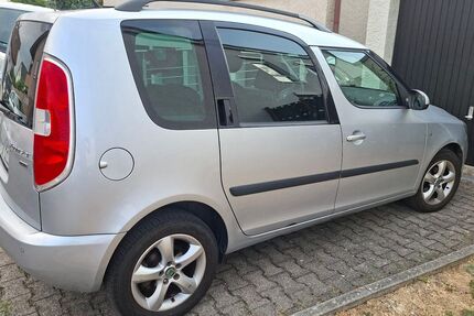 Skoda Roomster 144.000 km 2.450 &euro; Untergruppenbach 74199