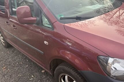 VW Caddy 240.000 km 3.999 &euro; Hanau 63457