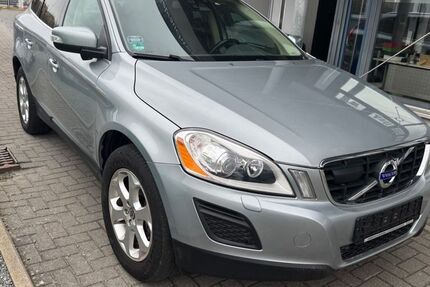 Volvo XC60 186.500 km 10.980 &euro; Rostock 18146