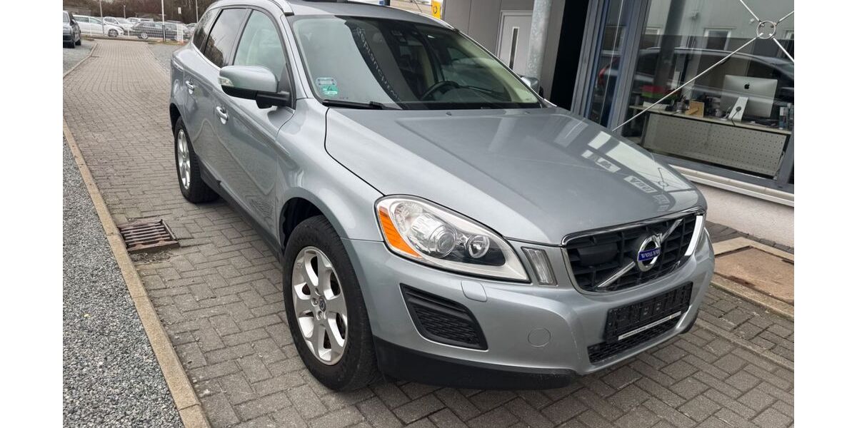 Volvo XC60 186.500 km 10.980 &euro; Rostock 18146