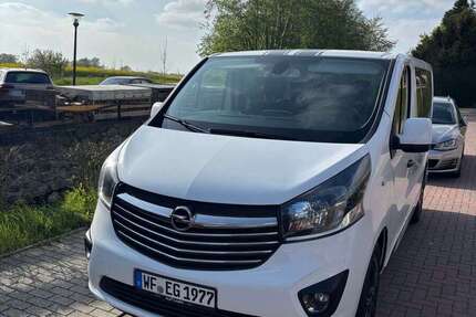 Opel Vivaro 70.215 km 19.990 &euro; Cremlingen 38162