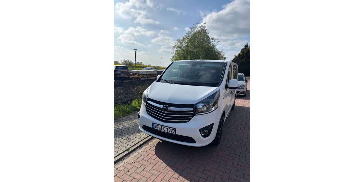 Opel Vivaro 70.215 km 19.990 &euro; Cremlingen 38162