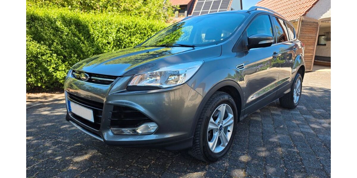 Ford Kuga 97.000 km 10.599 &euro; Sehnde 31319