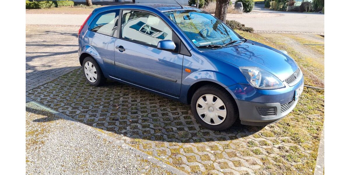 Ford Fiesta 92.217 km 1.700 &euro; Wutöschingen 79793