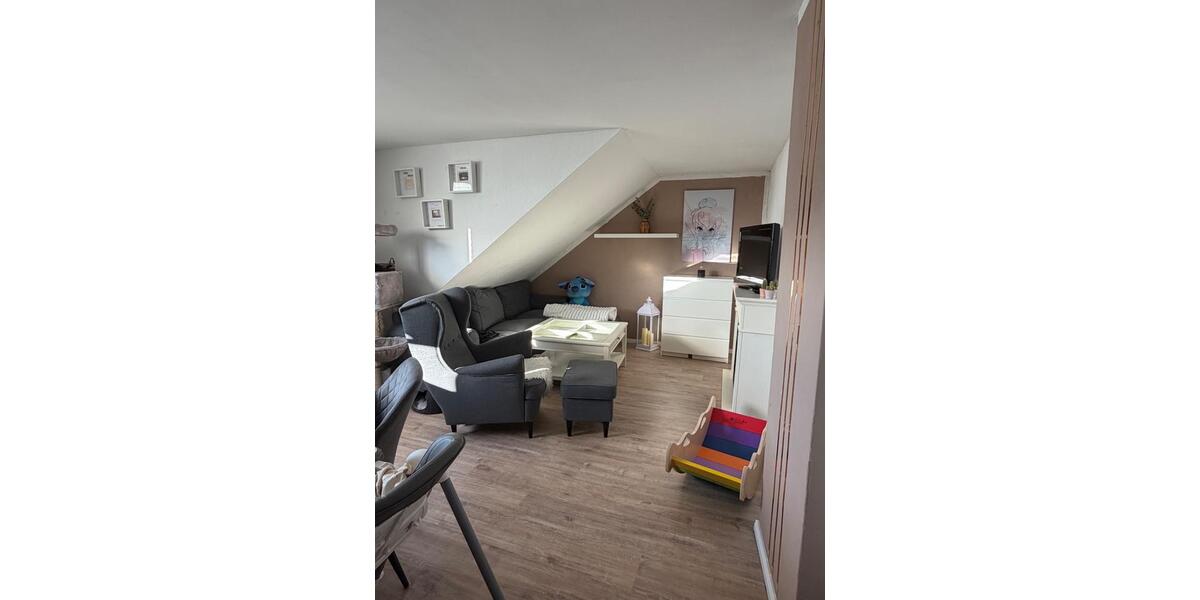 Dachgeschoßwohnung Wurster Nordseeküste - 3 Zimmer, 70 m&sup2;, 600&euro; | Angebot:25444403