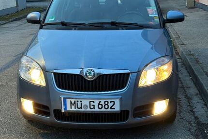 Skoda Fabia 195.600 km 2.500 &euro; Waldkraiburg 84478