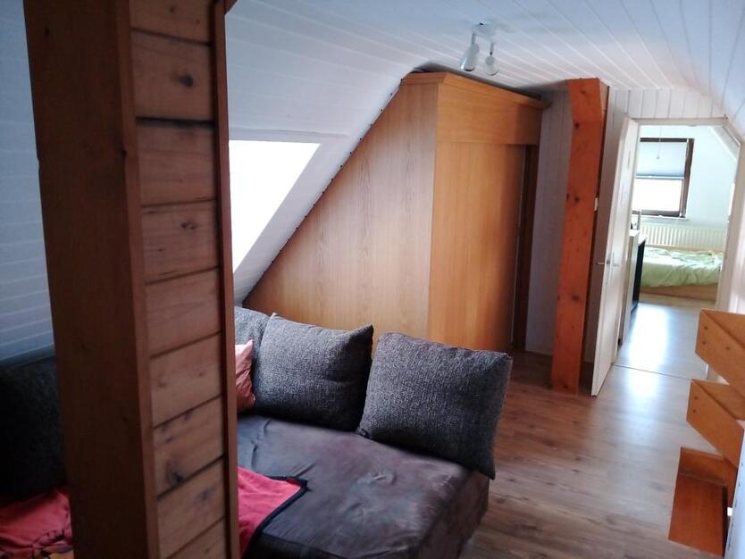 HAUS MIT WERKSTATT Lagerhalle Gewerbehalle Produktion VIEL PLATZ zimmer