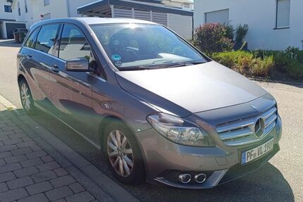 Mercedes-Benz B 180 142.000 km 8.000 € Ölbronn-Dürrn 75428